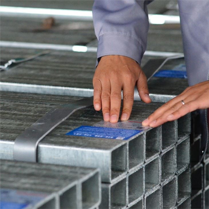 Ống thép vuông và chữ nhật